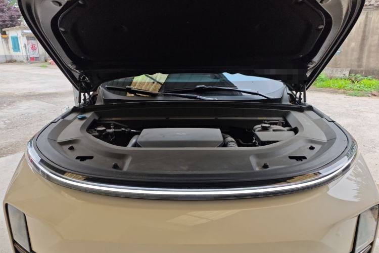 Used Li Auto L9 2024 Ultra Model Engine Bay