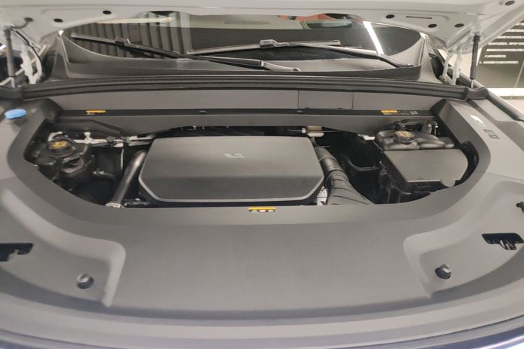 Used Li Auto L9 2024 Ultra Model Engine Bay