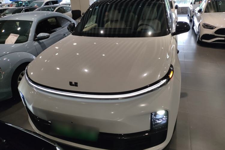 Used Li Auto L9 2024 Pro Model Exterior 1