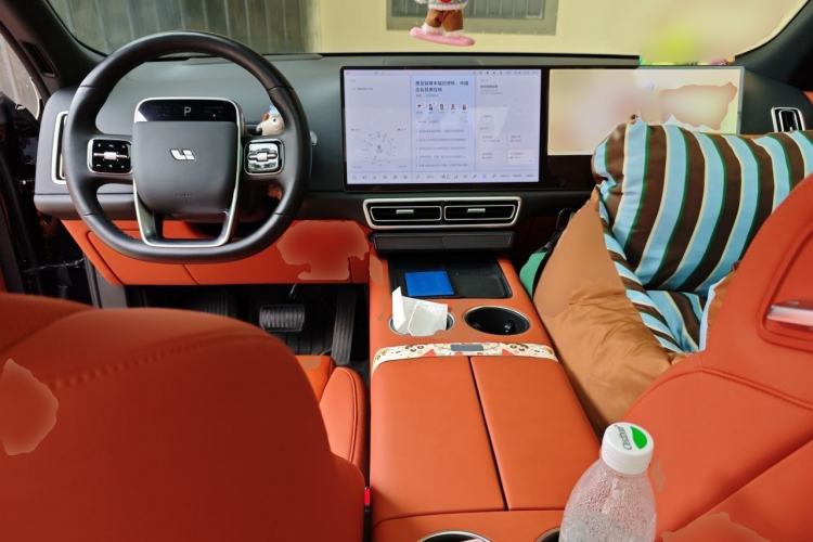 Used Li Auto L9 2024 Ultra Model Interior 1