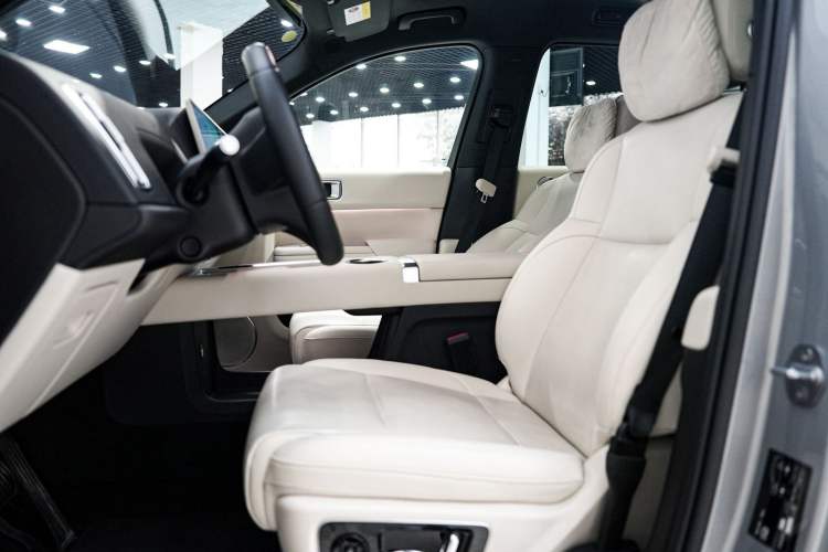 Used Li Auto L9 2024 Ultra Model Interior 7