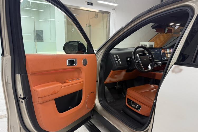 Used Li Auto L9 2024 Ultra Model Interior 7