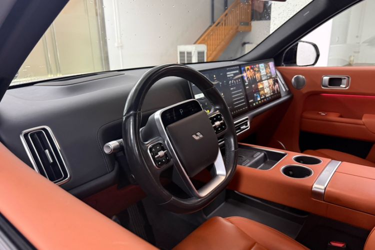 Used Li Auto L9 2024 Ultra Model Interior 8