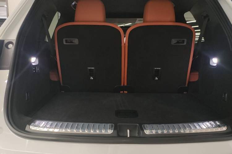 Used Li Auto L9 2024 Ultra Model Trunk