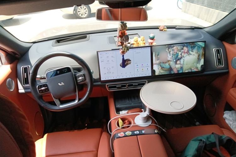 Used Li Auto L9 2024 Pro Model Center Console