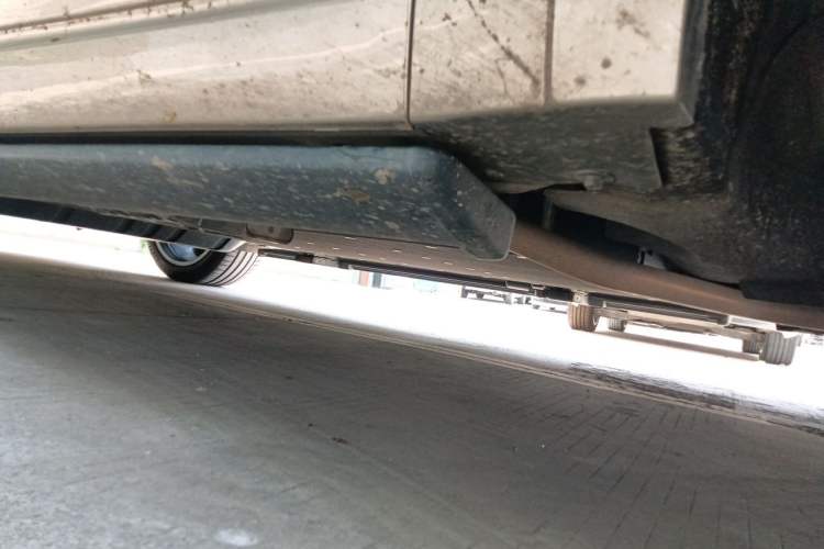 Used Li Auto L9 2024 Pro Model Chassis Front Right