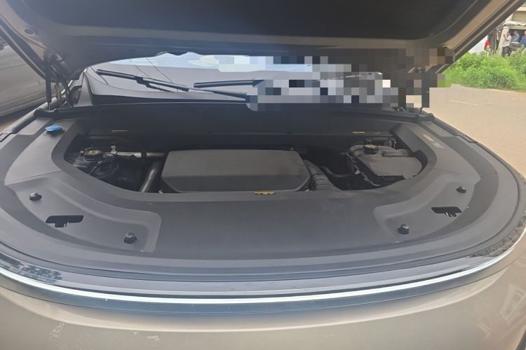 Used Li Auto L9 2024 Ultra Model Engine Bay