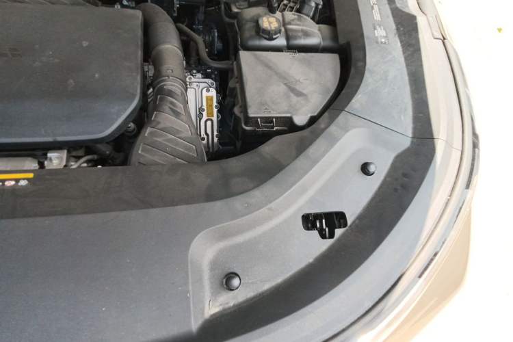 Used Li Auto L9 2024 Pro Model Engine Bay Left