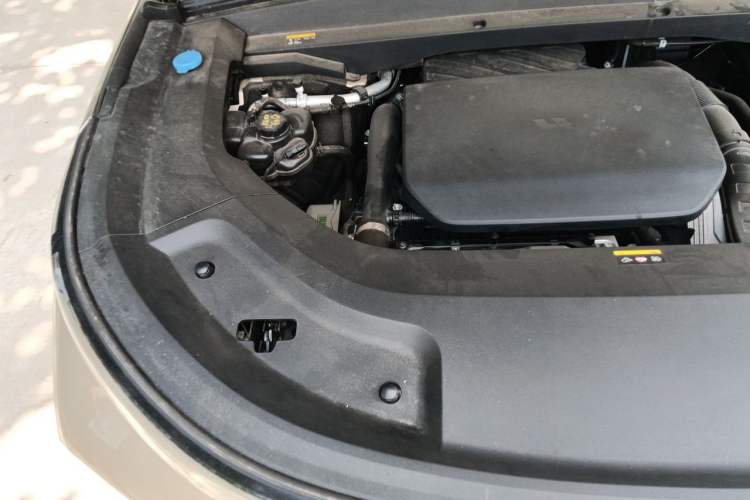 Used Li Auto L9 2024 Pro Model Engine Bay Right