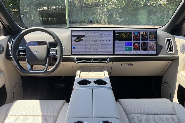 Used Li Auto L9 2024 Ultra Model Interior 1