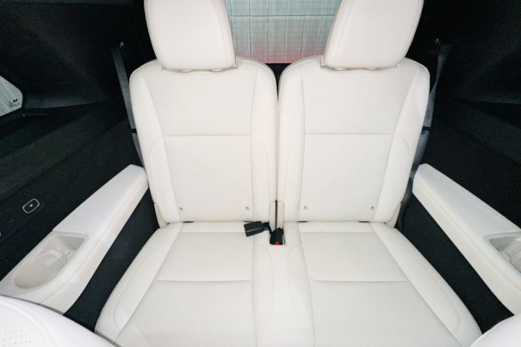 Used Li Auto L9 2024 Ultra Model Interior 11