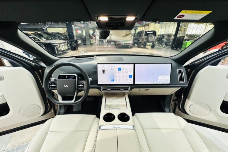Used Li Auto L9 2024 Ultra Model Interior 2