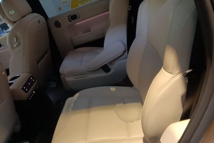 Used Li Auto L9 2024 Ultra Model Left Rear Seat