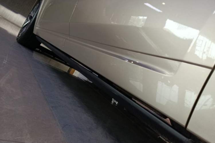 Used Li Auto L9 2024 Ultra Model Left Side Sill