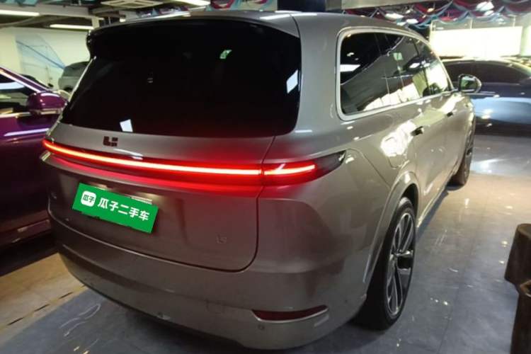 Used Li Auto L9 2024 Ultra Model Rear Right 45 Deg
