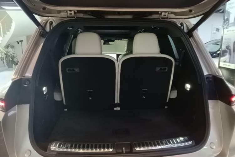Used Li Auto L9 2024 Ultra Model Trunk