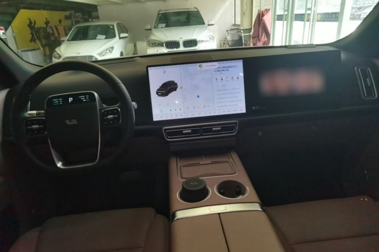 Used Li Auto L9 2025 Ultra Smart Refreshed Edition Center Console