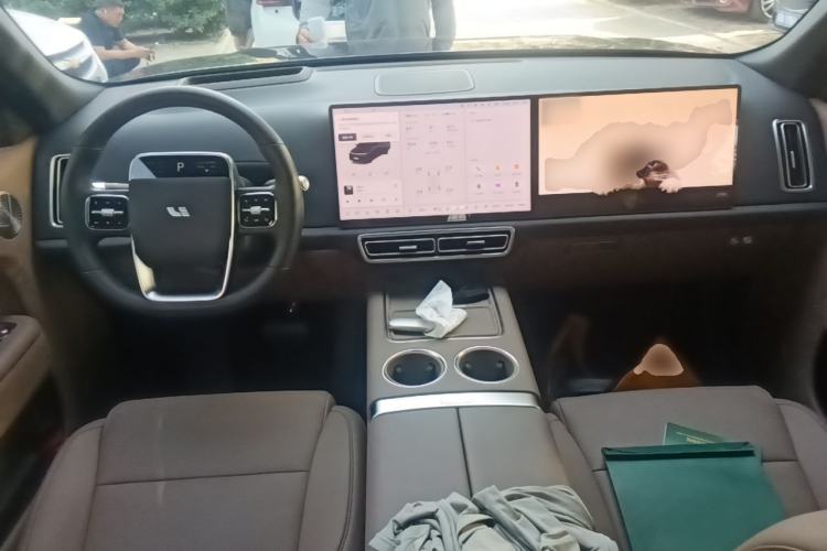 Used Li Auto L9 2025 Ultra Smart Refreshed Edition Center Console