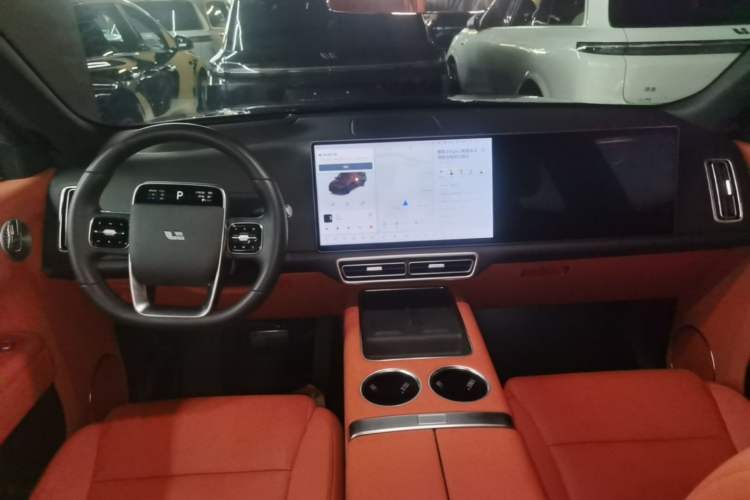 Used Li Auto L9 2025 Ultra Smart Refreshed Edition Center Console