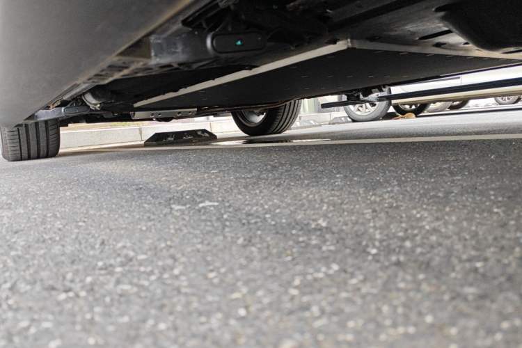 Used Li Auto L9 2025 Ultra Smart Refreshed Edition Chassis Rear Left