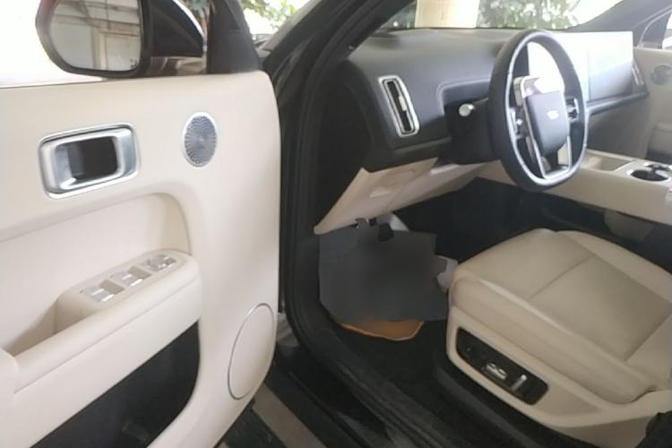 Used Li Auto L9 2025 Ultra Smart Refreshed Edition Driver Seat