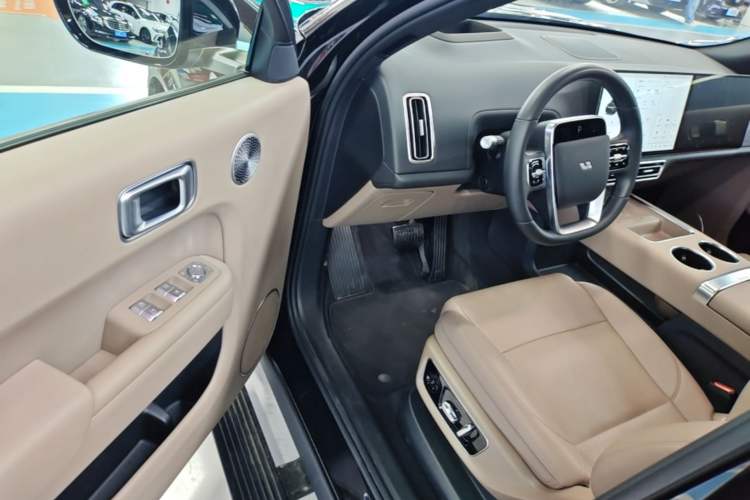 Used Li Auto L9 2025 Ultra Smart Refreshed Edition Driver Seat