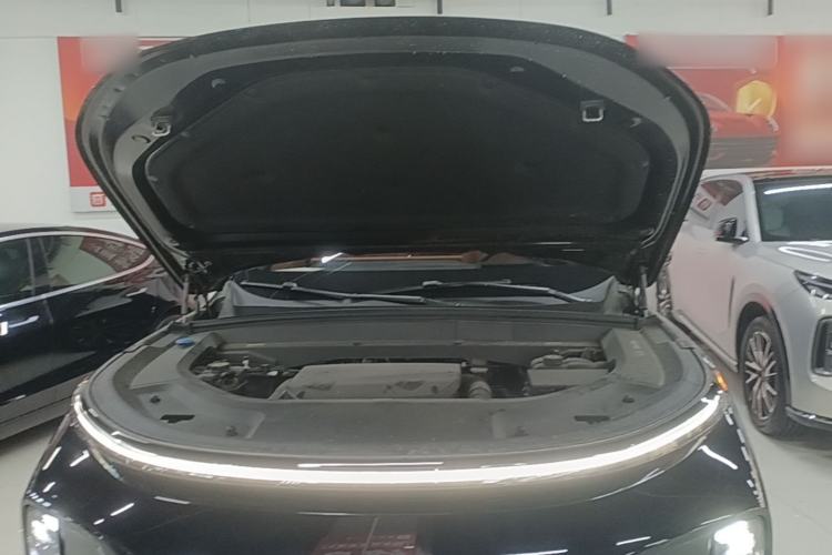Used Li Auto L9 2025 Ultra Smart Refreshed Edition Engine Bay