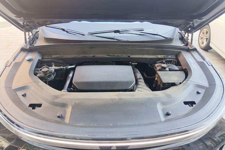 Used Li Auto L9 2025 Ultra Smart Refreshed Edition Engine Bay