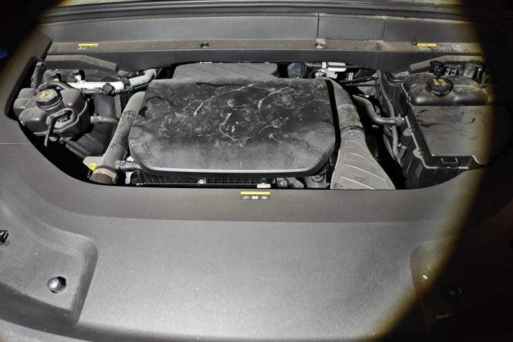 Used Li Auto L9 2025 Ultra Smart Refreshed Edition Engine Bay