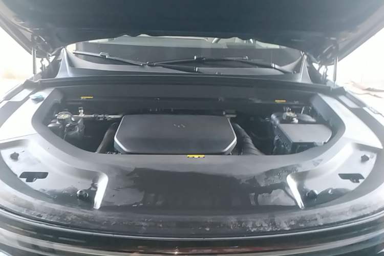 Used Li Auto L9 2025 Ultra Smart Refreshed Edition Engine Bay