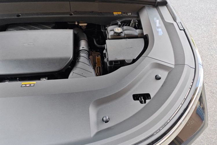 Used Li Auto L9 2025 Ultra Smart Refreshed Edition Engine Bay Left