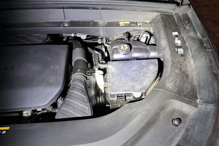 Used Li Auto L9 2025 Ultra Smart Refreshed Edition Engine Bay Left