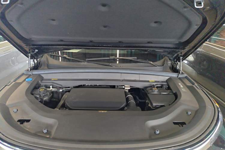 Used Li Auto L9 2025 Ultra Smart Refreshed Edition Engine Bay