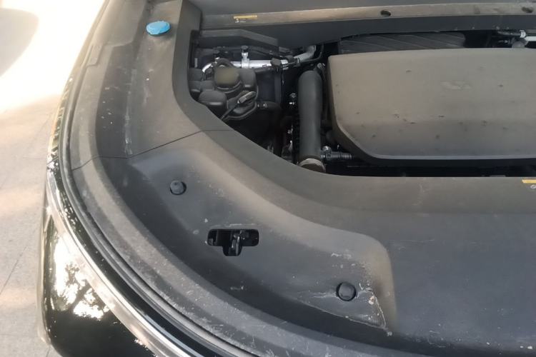 Used Li Auto L9 2025 Ultra Smart Refreshed Edition Engine Bay Right