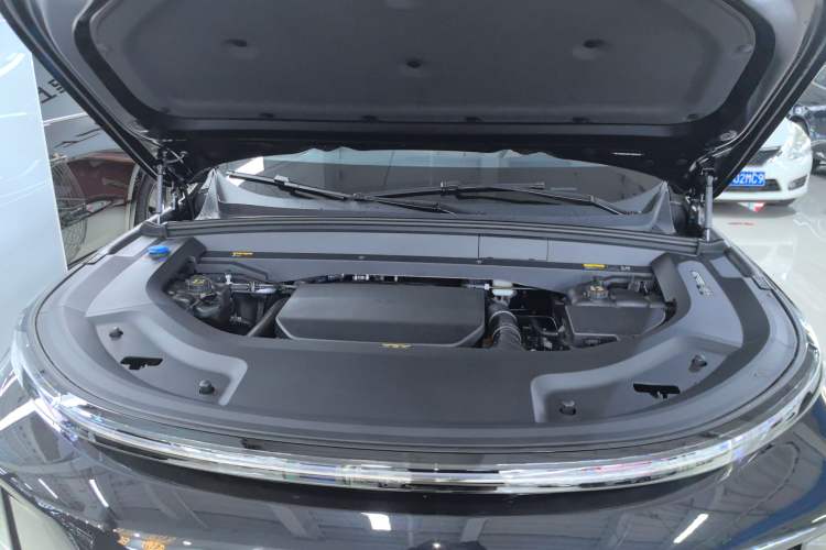 Used Li Auto L9 2025 Ultra Smart Refreshed Edition Engine Bay