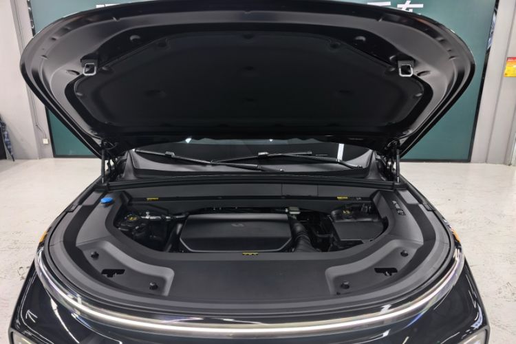 Used Li Auto L9 2025 Ultra Smart Refreshed Edition Exterior 5