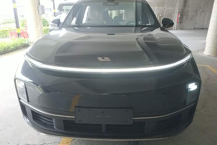 Used Li Auto L9 2025 Ultra Smart Refreshed Edition Front