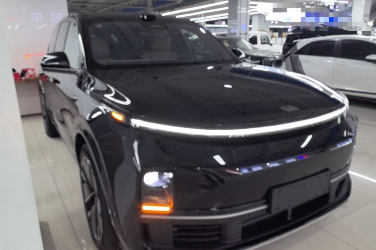 Used Li Auto L9 2025 Ultra Smart Refreshed Edition Front Right 45 Deg
