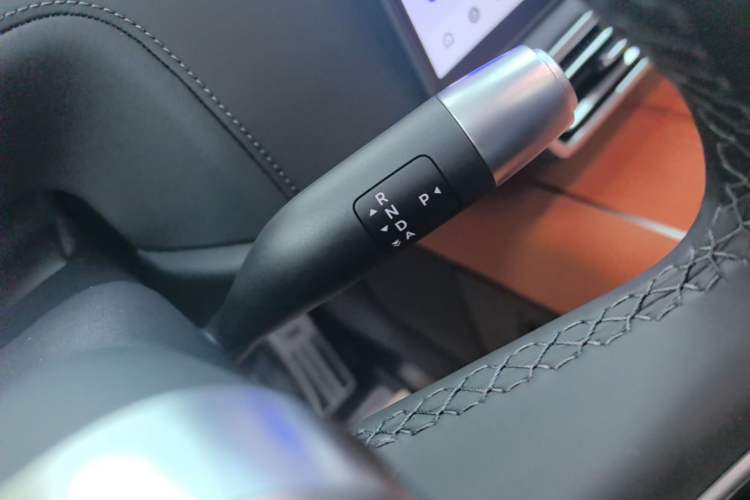 Used Li Auto L9 2025 Ultra Smart Refreshed Edition Gear Lever