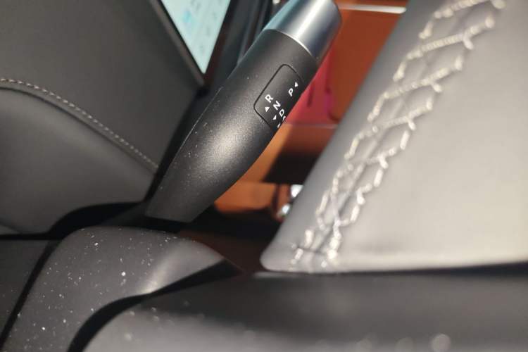 Used Li Auto L9 2025 Ultra Smart Refreshed Edition Gear Lever