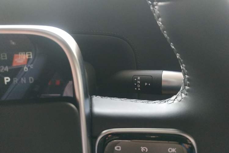 Used Li Auto L9 2025 Ultra Smart Refreshed Edition Gear Lever