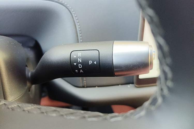 Used Li Auto L9 2025 Ultra Smart Refreshed Edition Gear Lever