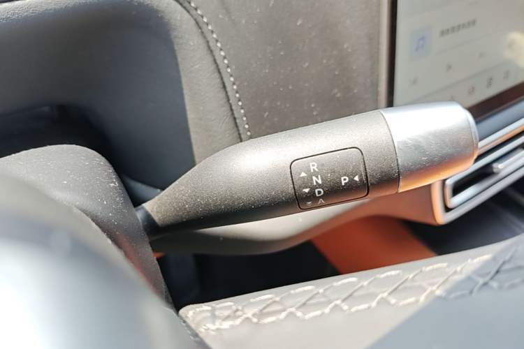 Used Li Auto L9 2025 Ultra Smart Refreshed Edition Gear Lever