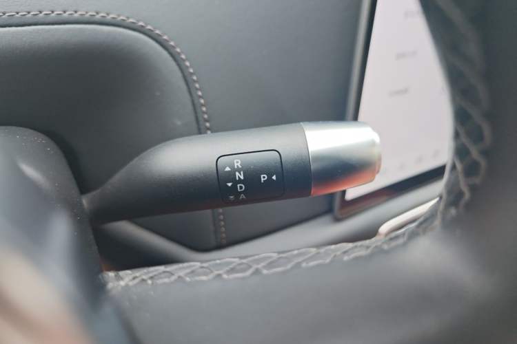 Used Li Auto L9 2025 Ultra Smart Refreshed Edition Gear Lever