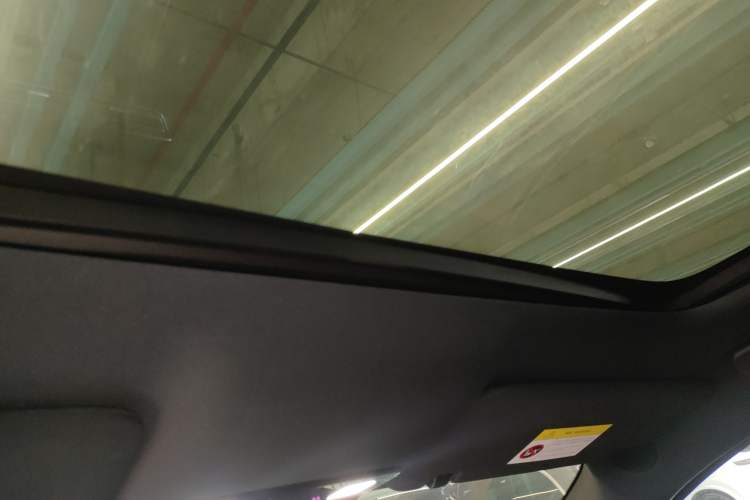 Used Li Auto L9 2025 Ultra Smart Refreshed Edition Headliner