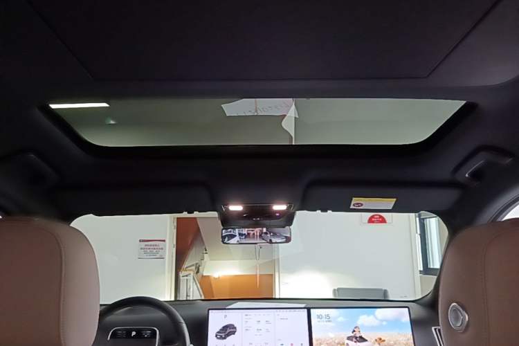 Used Li Auto L9 2025 Ultra Smart Refreshed Edition Headliner