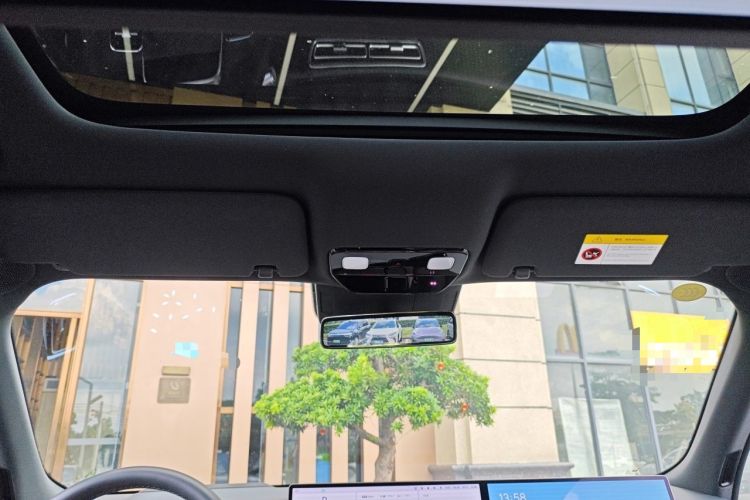 Used Li Auto L9 2025 Ultra Smart Refreshed Edition Headliner