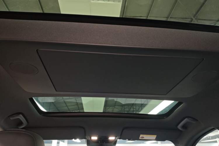 Used Li Auto L9 2025 Ultra Smart Refreshed Edition Headliner