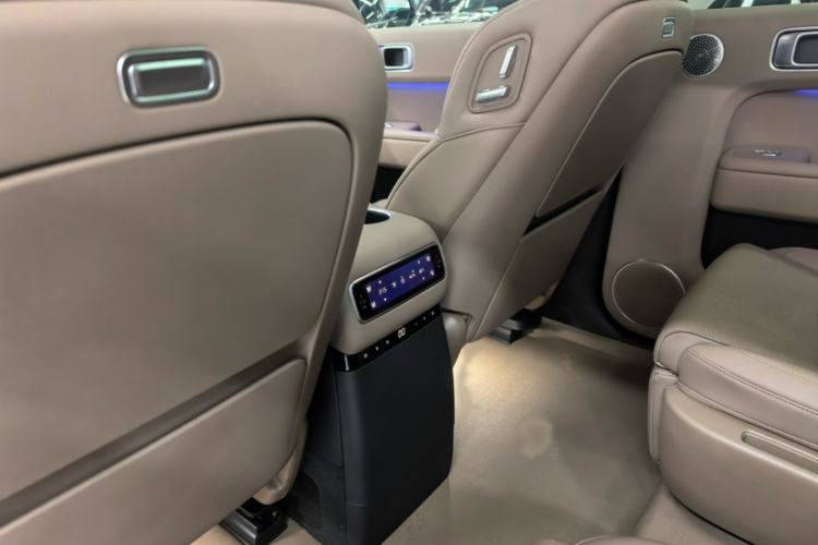 Used Li Auto L9 2025 Ultra Smart Refreshed Edition Interior 10