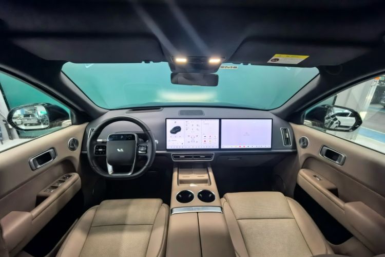 Used Li Auto L9 2025 Ultra Smart Refreshed Edition Interior 11